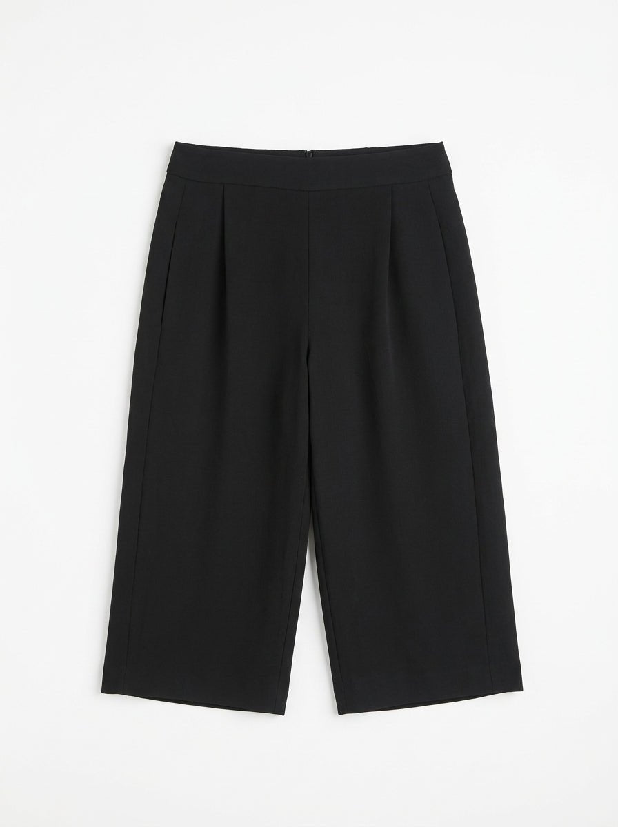 Pantacourt taille 38 noir comptoir des cotonniers Seconde main CoClo femmes
