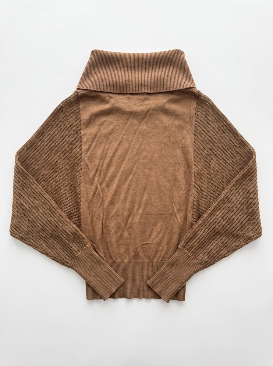 Pull beige fonce taille 38 Dona Dura Seconde main CoClo Femmes