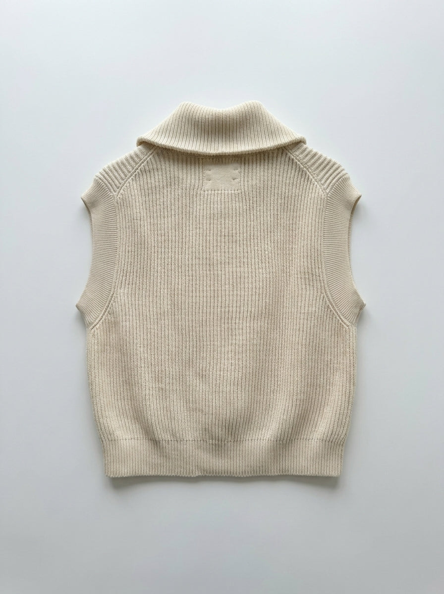 Pull_sans_manche_beige_Armadangels_Seconde_main_femme