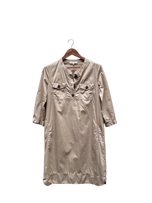 Robe Beige Taille 40 seconde main femme