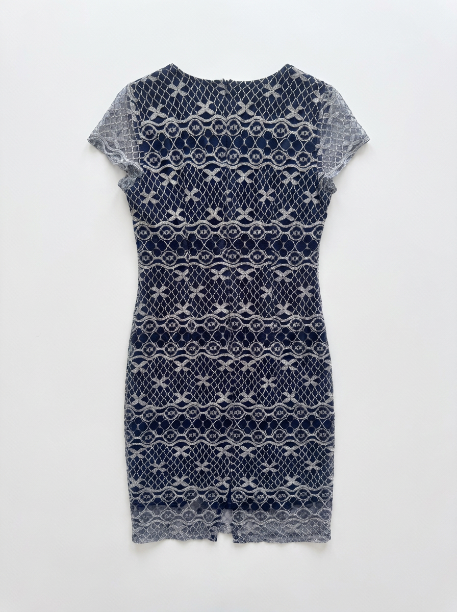 Robe dentelle bleu taille 36 Dona Dura Seconde main CoClo Femmes