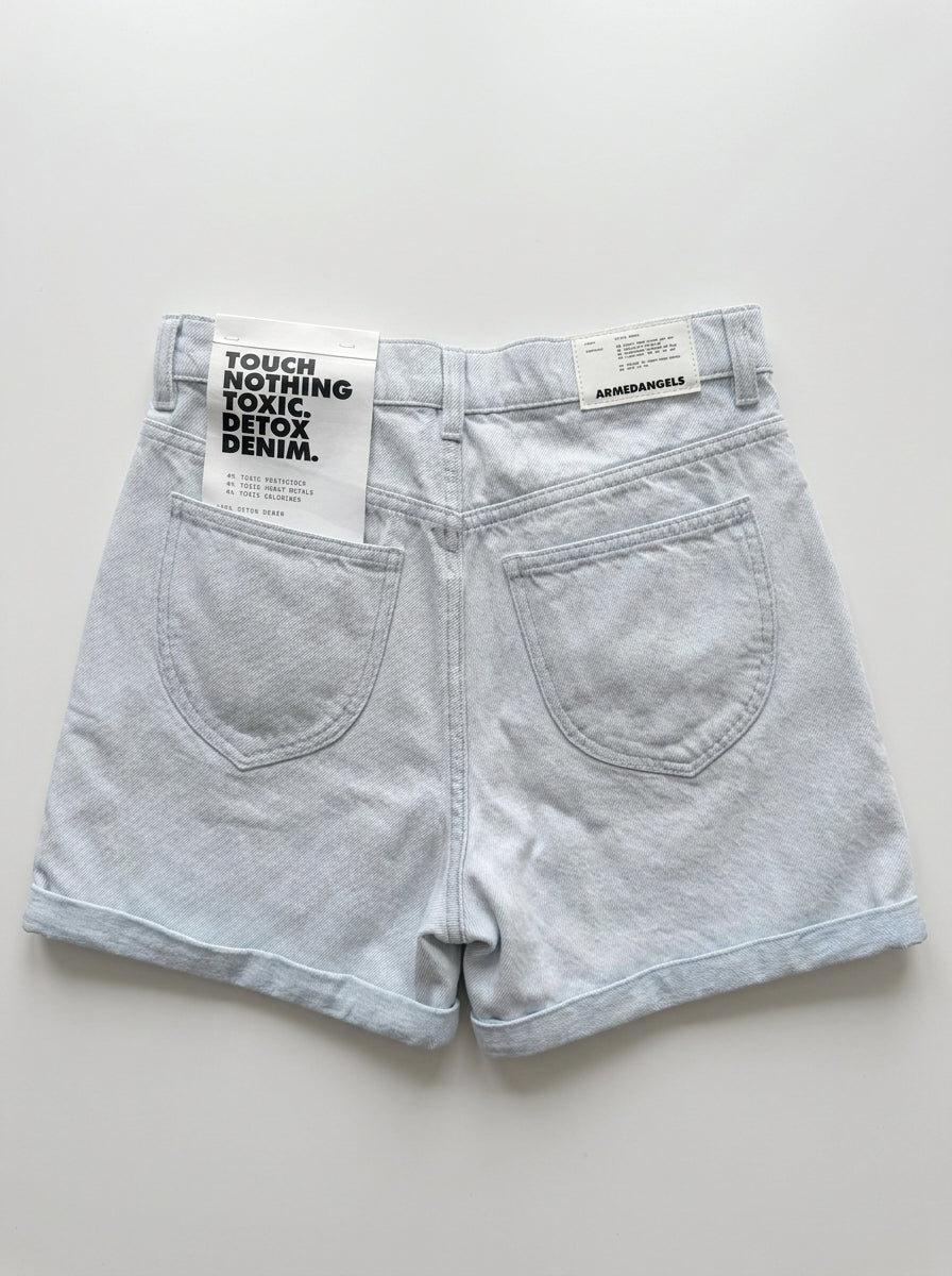 Short bleu clair Armedangels taille 28 Seconde main CoClo Femmes