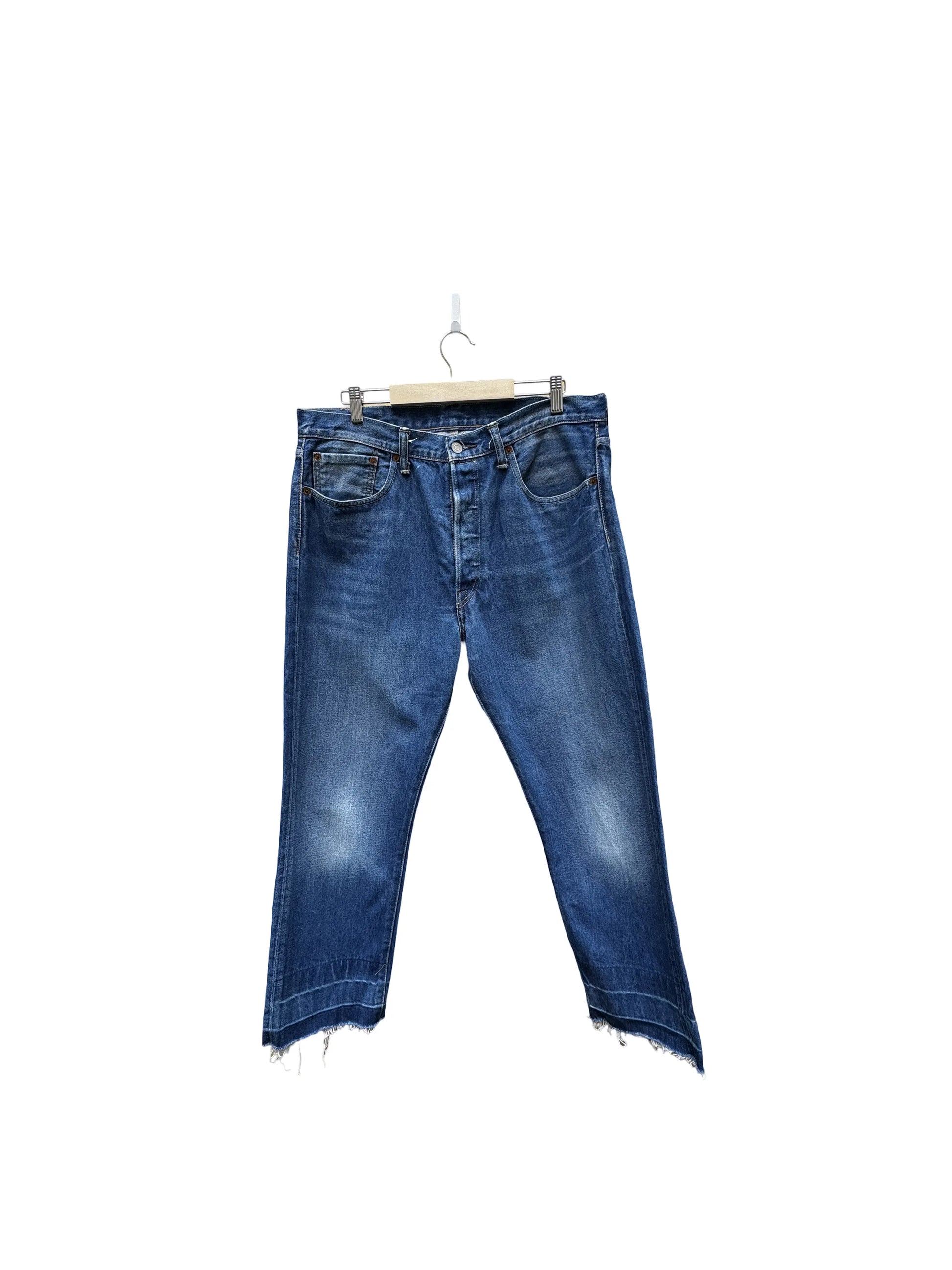 Jean flare taille 32/34 Levis seconde main femme